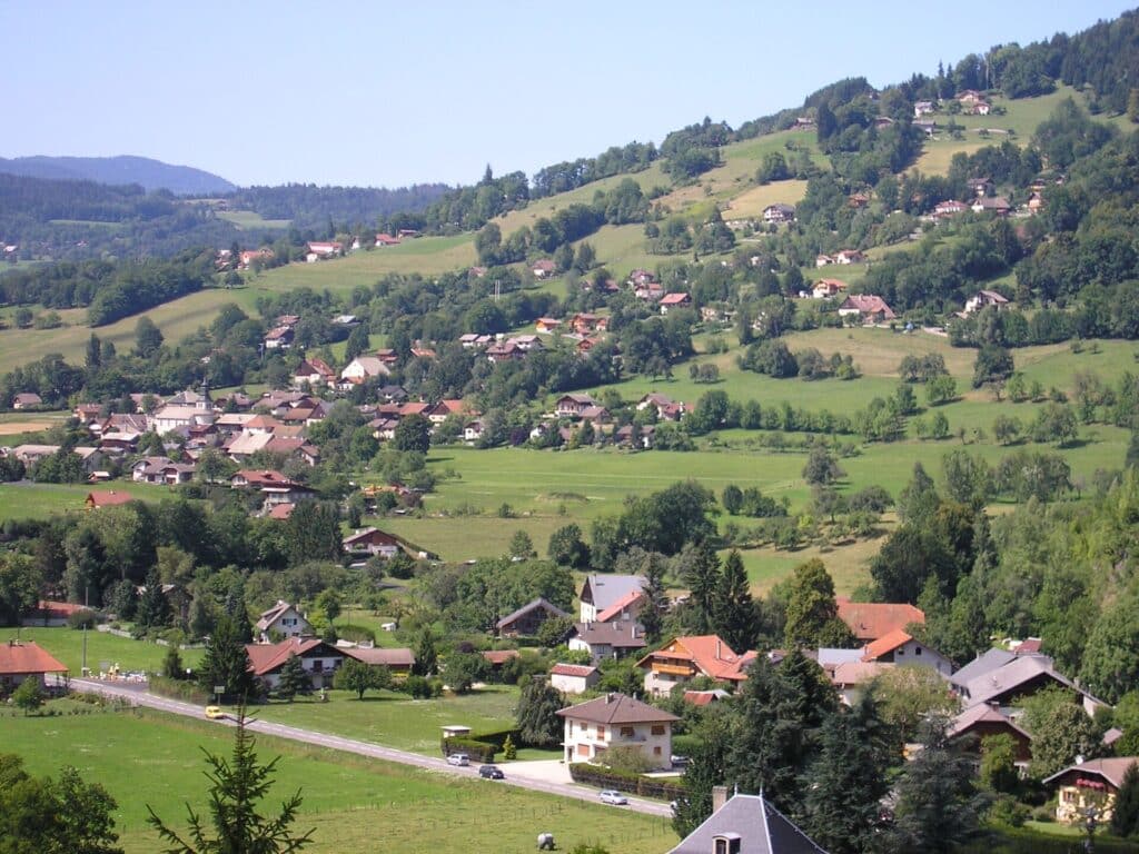 Viuz-en-Sallaz (74)