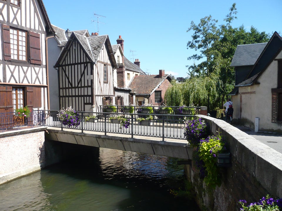 Bernay (27)