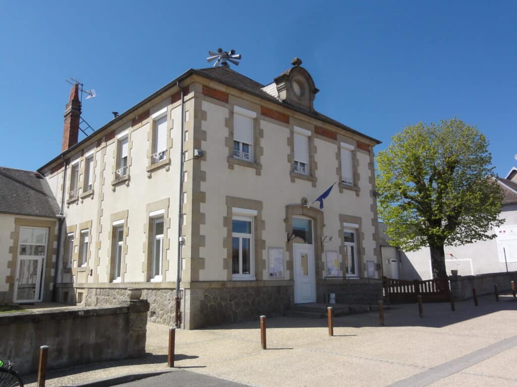 Saint-Priest-des-Champs (63)